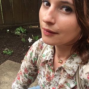 Meet your Posher, Courtney